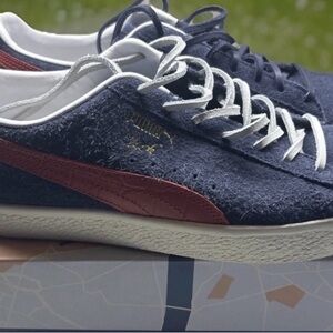 Puma Clyde soho london size 11.5 two sets laces - NWT.